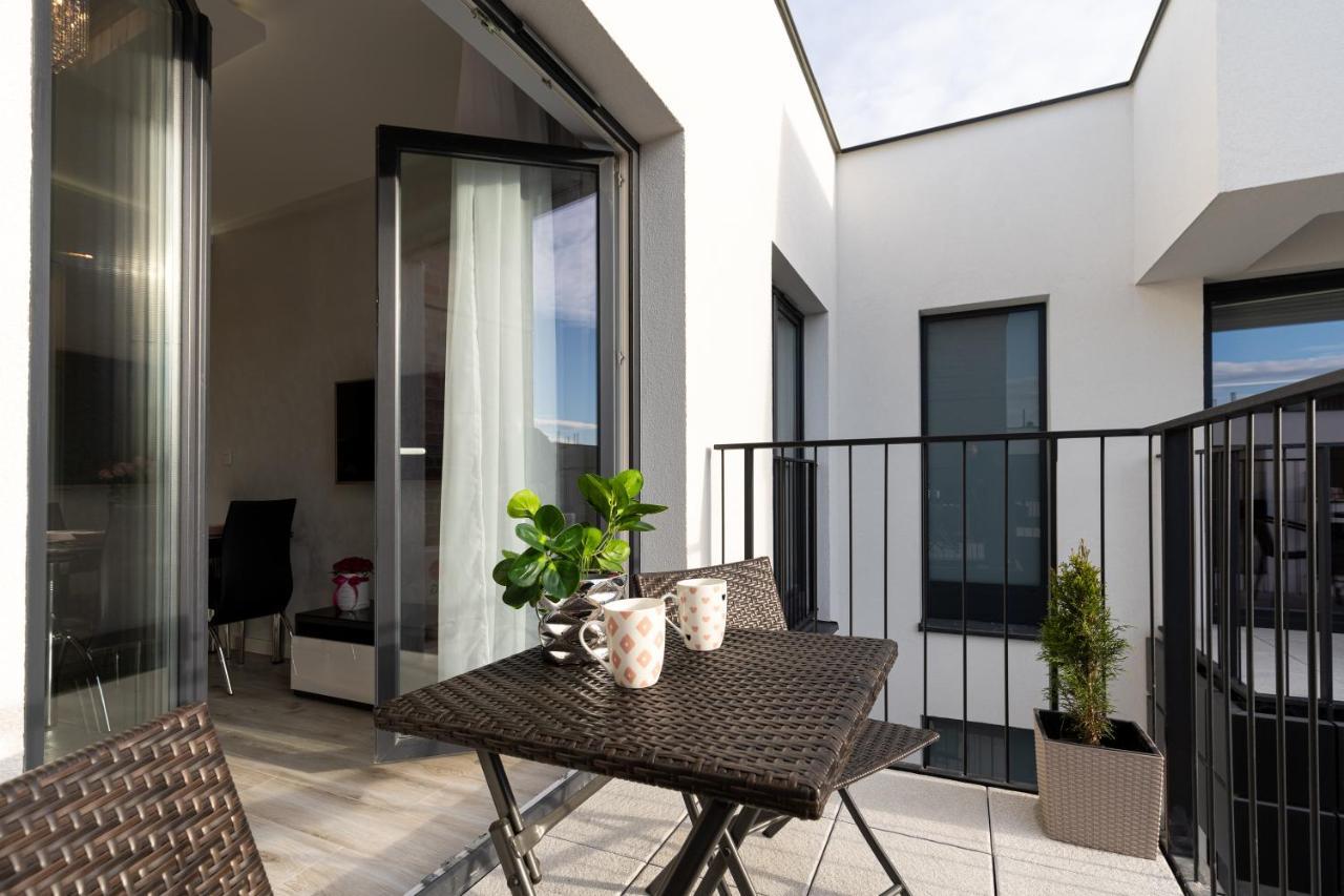 Angel Apartments 2 Krakow Dış mekan fotoğraf